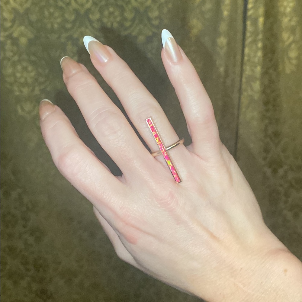 Kendra Scott Pink Opal and Gold Ring - Picture 5 of 8